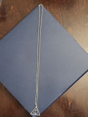 Sterling Silver Geometric Pendant Necklace - Silver